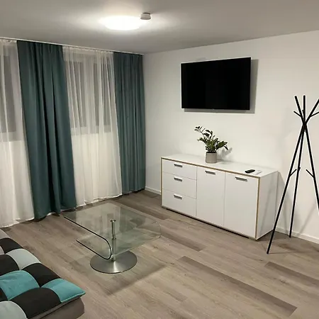 Stage4 Apartment *