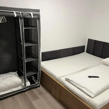 Stage4 Apartment *
